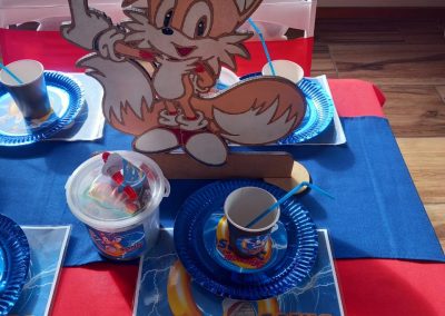 Sonic party theme by One dell of a party