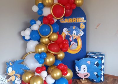 Sonic party theme by One dell of a party