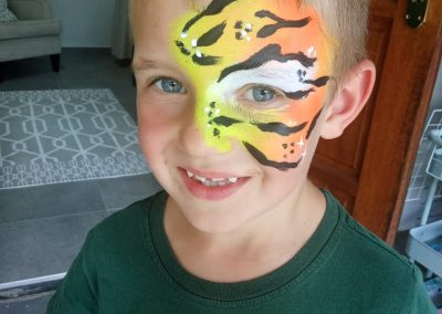 Face painting by one dell of a party