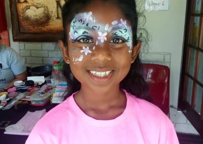 Face painting by one dell of a party