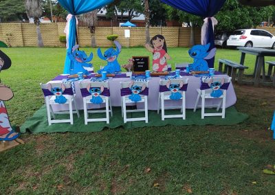 Lilo and stitch party set up by one dell of a party