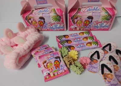 Snack Boxes by one dell of a party